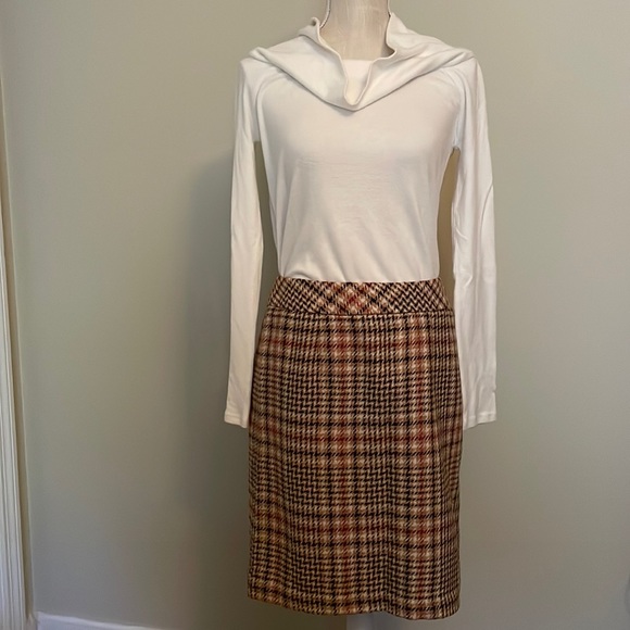 Chadwick’s tweed plaid midi skirt - size 6P - Picture 2 of 9
